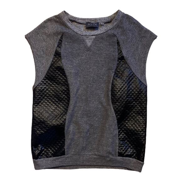 Astr woman small black casual cap sleeve tank gray faux leather quilted grunge e - Picture 1 of 8